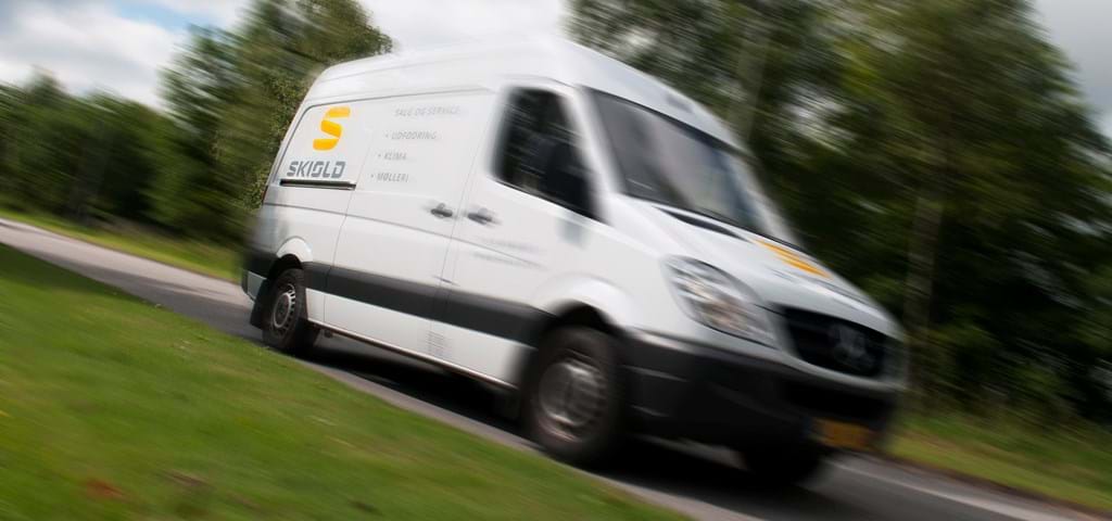 SKIOLD Servicebil i fart